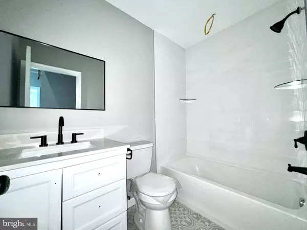 1405 N OHIO AVE, Atlantic City, NJ 08401