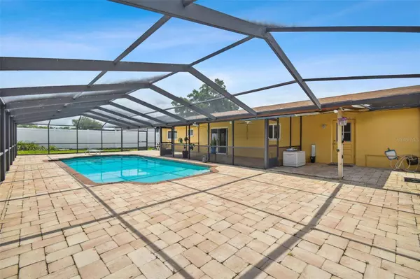 815 STRAWBERRY LN, Brandon, FL 33511