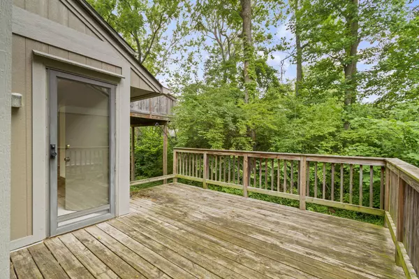 4241 Foxglove TRCE, Indianapolis, IN 46237