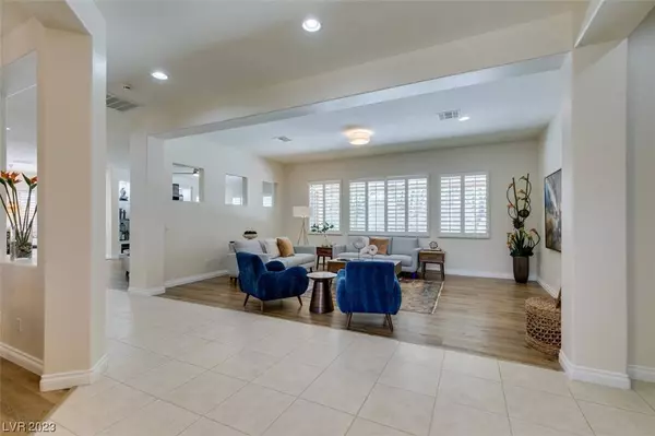 8082 Planting Fields Place, Las Vegas, NV 89117