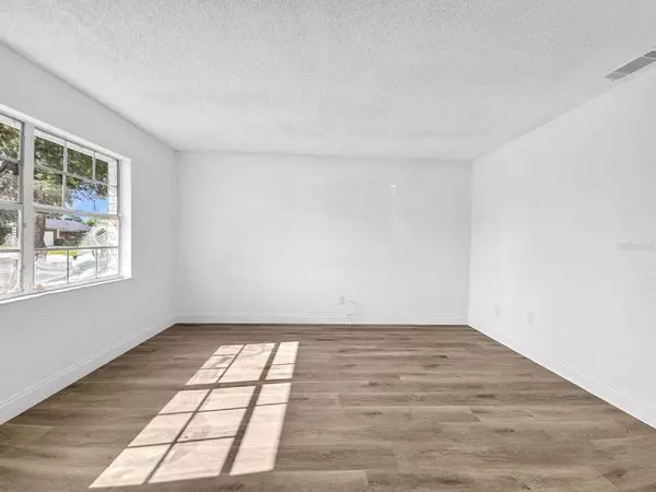 3728 KITTY HAWK AVE, Orlando, FL 32808