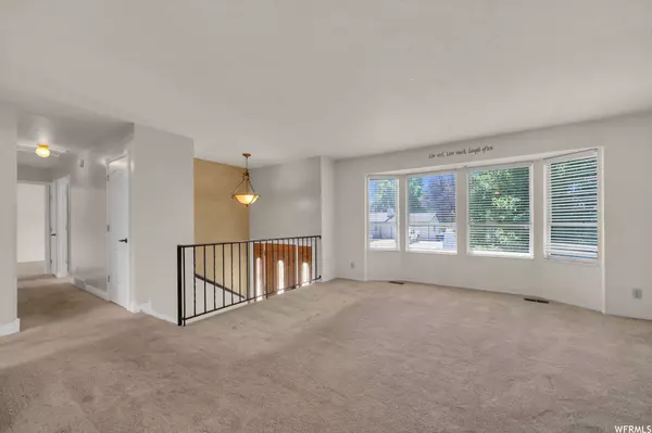 2042 W 2500 N #2500, Farr West, UT 84404