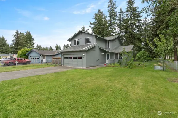 448 Volesky DR SE, Rainier, WA 98576