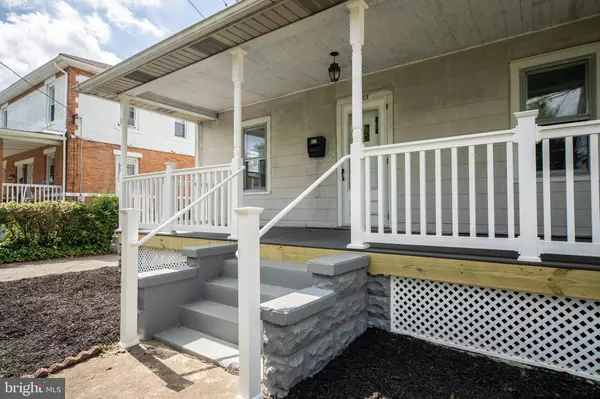 915 E CHESTNUT AVE, Vineland, NJ 08360