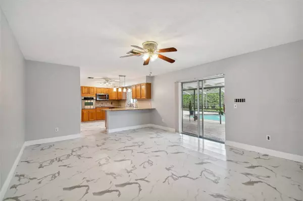 815 STRAWBERRY LN, Brandon, FL 33511