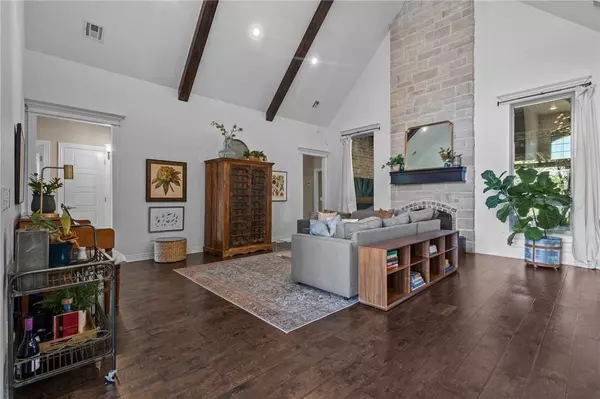 203 N Gleneagle Drive, Cave Springs, AR 72718