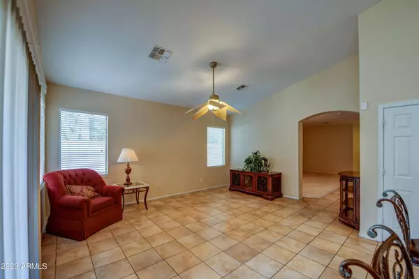 1466 E CASSIA Lane, Gilbert, AZ 85298