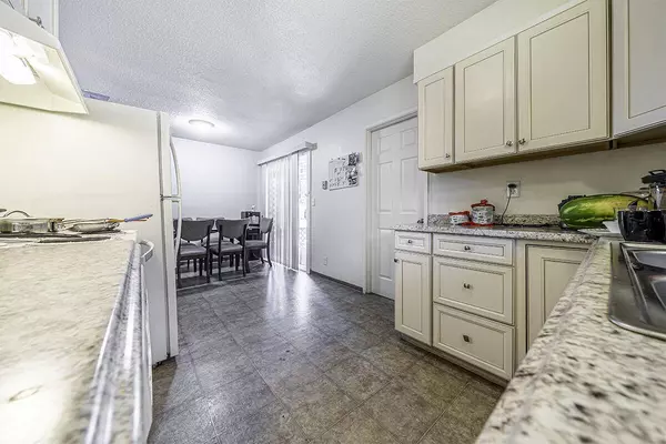 1710 Corona Ave, Medford, OR 97504