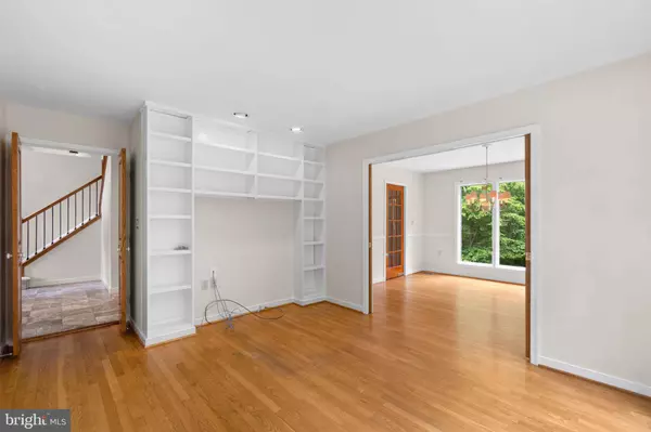 6555 PRESTWICK DR, Highland, MD 20777