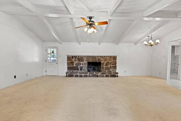 1912 W Rochelle Road, Irving, TX 75062