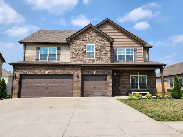 373 Winter Terrace Ln, Clarksville, TN 37040