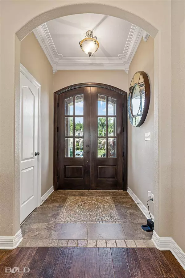 801 Entrada Street, Bossier City, LA 71111