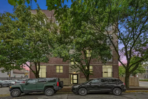 1535 W Ohio ST #2, Chicago, IL 60642