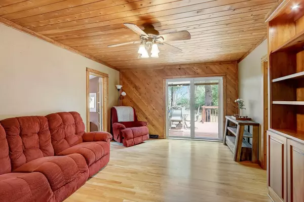 5371 County Road M, Waunakee, WI 53597