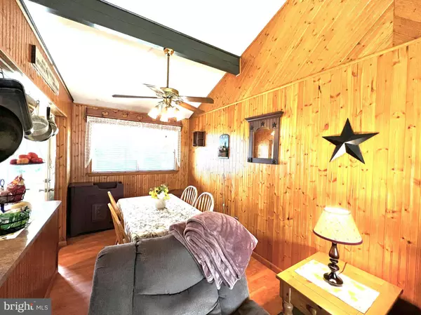 1225 BURLINGTON AVE, Woodbury, NJ 08096