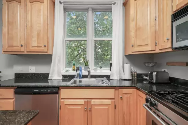 1535 W Ohio ST #2, Chicago, IL 60642