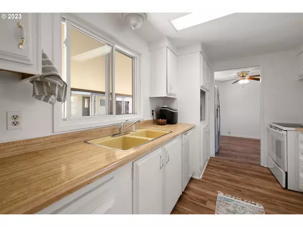 17082 SW ELDORADO DR, Portland, OR 97224