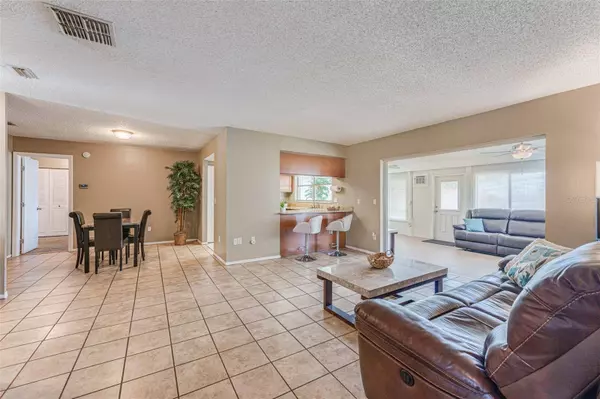 2568 COUNTRY GROVE BLVD, Palm Harbor, FL 34684