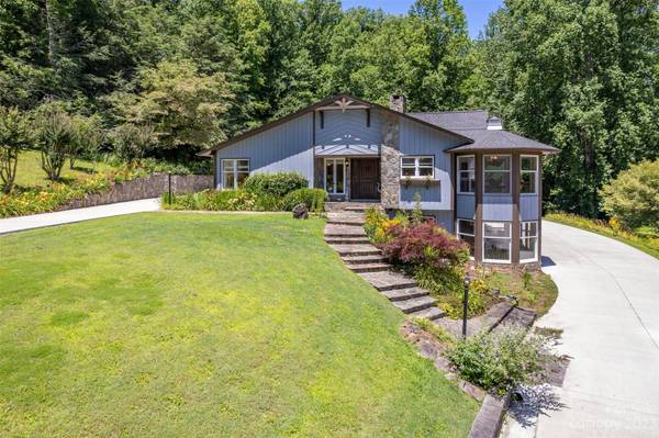 225 Morgan RD N, Landrum, SC 29356