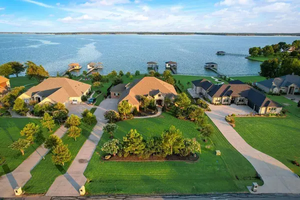 1010 The Shores Drive, Corsicana, TX 75109