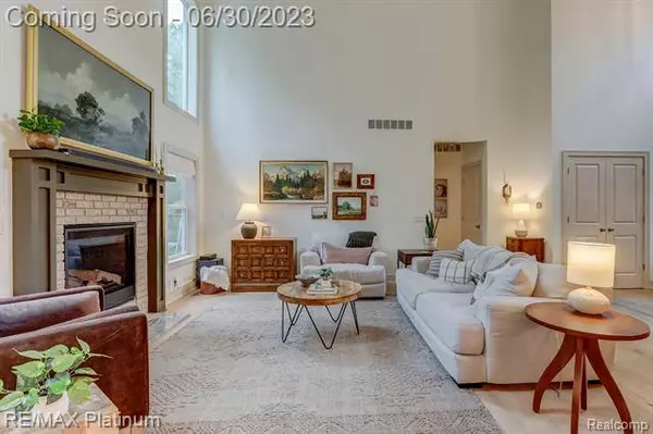 5836 CIDER MILL Drive, Fenton, MI 48430