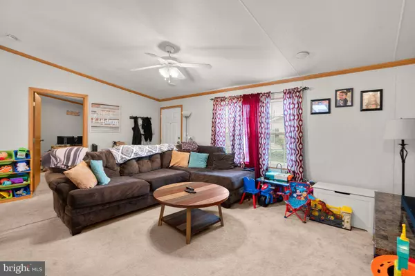 3306 JONQUIL LN, Middle River, MD 21220