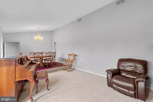 3560 COUNTRYSIDE DR, Glenwood, MD 21738