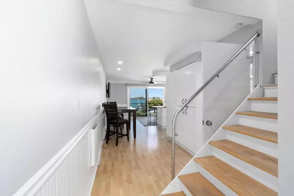 1623 Glorietta, Coronado, CA 92118