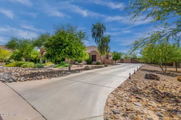 35660 N SOL Street, San Tan Valley, AZ 85142