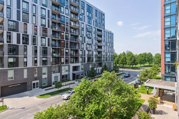 215 10th AVE S #322, Minneapolis, MN 55415