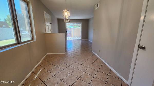 14009 N 54TH Avenue, Glendale, AZ 85306