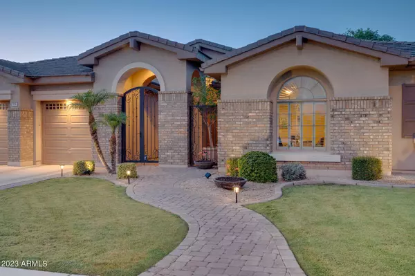 726 E Joseph Court, Gilbert, AZ 85295