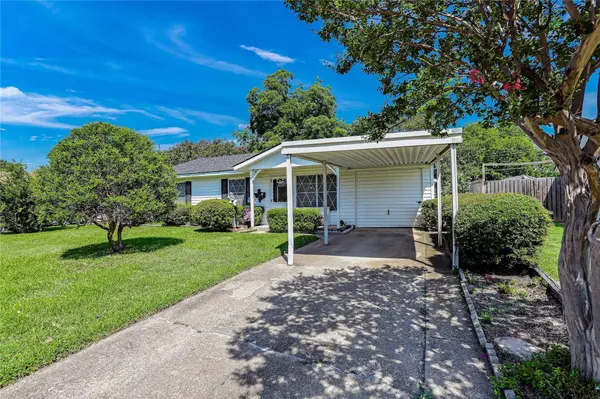 937 Rancho Drive, Mesquite, TX 75149