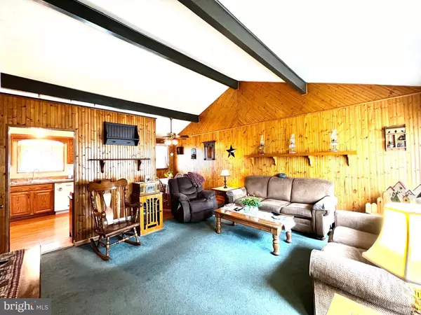 1225 BURLINGTON AVE, Woodbury, NJ 08096