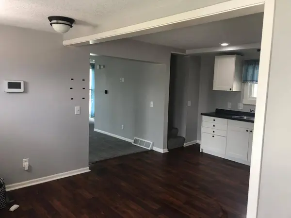 216 2nd ST NW, Pine Island, MN 55963