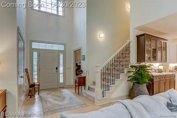 5836 CIDER MILL Drive, Fenton, MI 48430