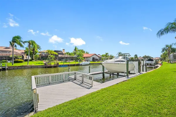 9813 COMPASS POINT WAY, Tampa, FL 33615