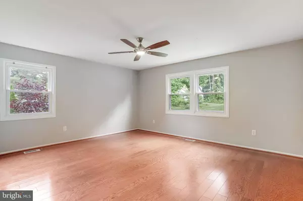 12229 SHADETREE LN, Laurel, MD 20708