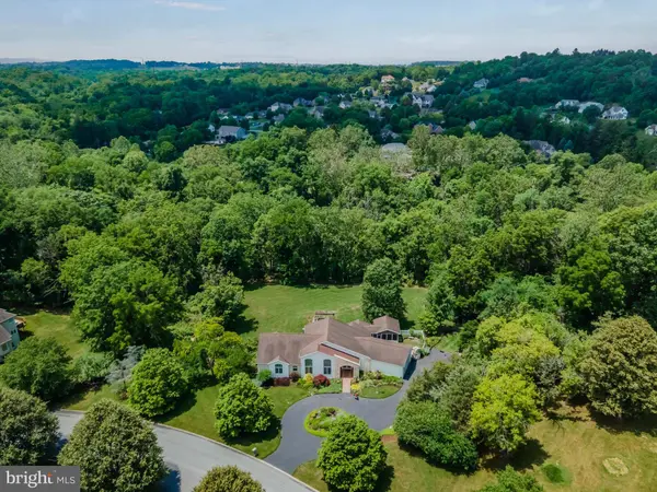 129 FOXFIRE LN, Lewisberry, PA 17339