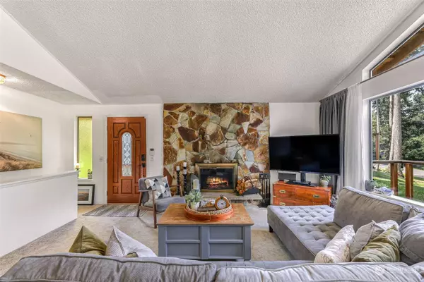 35 Windward DR, Bellingham, WA 98229