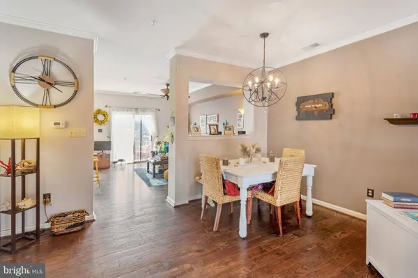 6807 STONE MAPLE TER, Centreville, VA 20121