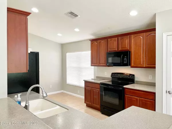 1756 Dittmer Circle SE, Palm Bay, FL 32909