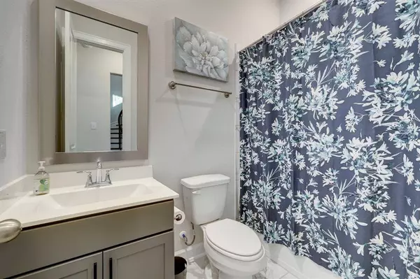 16814 Hamill DR, Rosharon, TX 77583