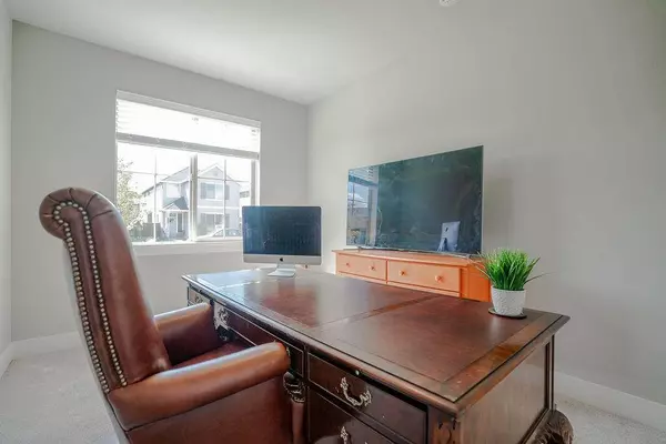 4536 SW 36th St, Redmond, OR 97756