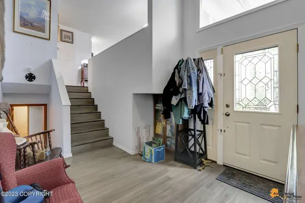 3531 Hooper CIR, Anchorage, AK 99515