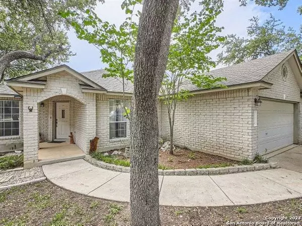26023 UPTON CRK, San Antonio, TX 78260-2406