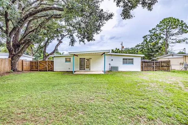 1107 SOUTHSIDE DR, Brandon, FL 33511