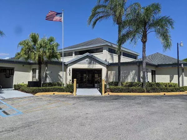 1427 Captains WALK C, Fort Pierce, FL 34950