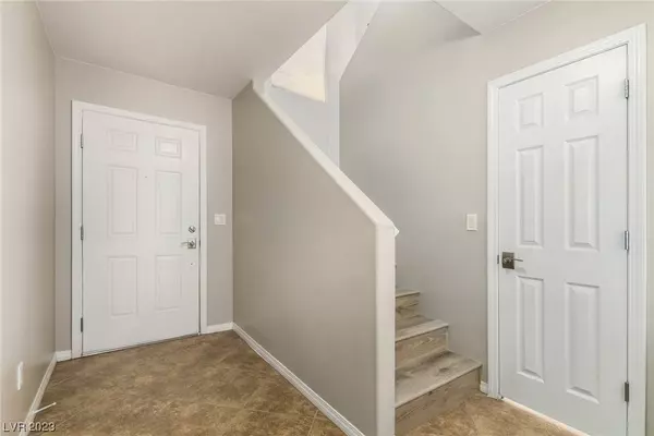 7264 Larix Road, Las Vegas, NV 89113