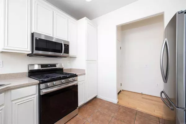 8523 Brian PL, Santee, CA 92071